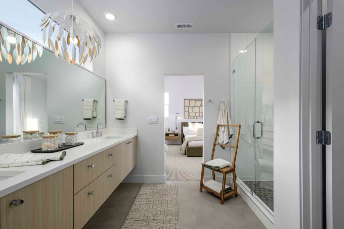 Chamonix — Primary Bathroom