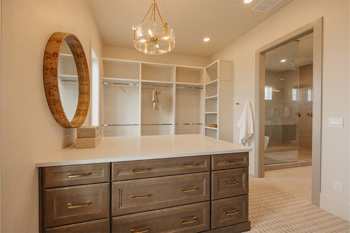 The Brin Valley Ranch — Primary Closet