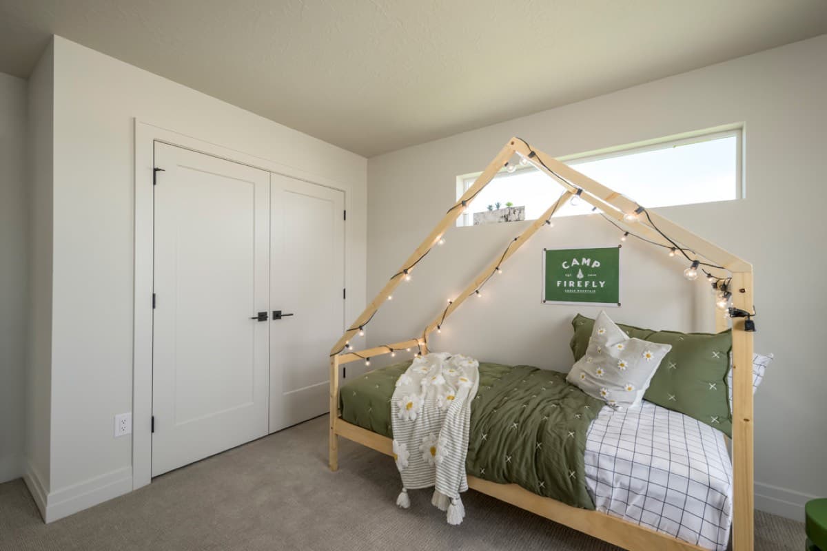 The Sun Valley — Model Home - Bedroom