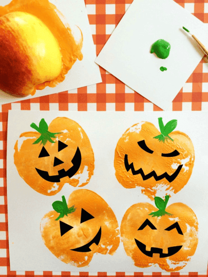4 Frighteningly Fun Halloween Crafts for Kids